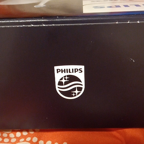 COPY - NEW BOXED Philips Sonicare ProtectiveClean 5100 sealed never opened - Picture 7 of 7